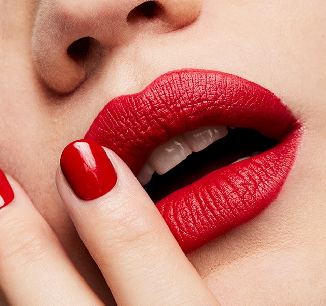 رژلب جامد مات مک